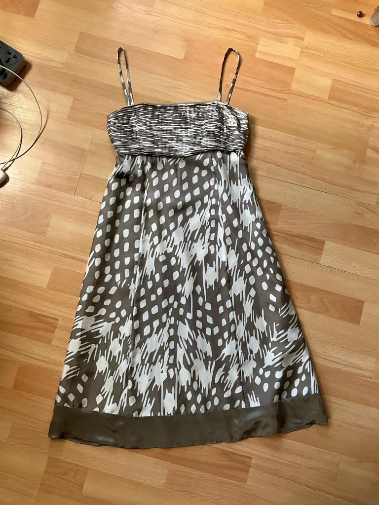 Ted Baker London 100% Silk Taupe And Cream Spotted Midi Sundress Mint Condition
